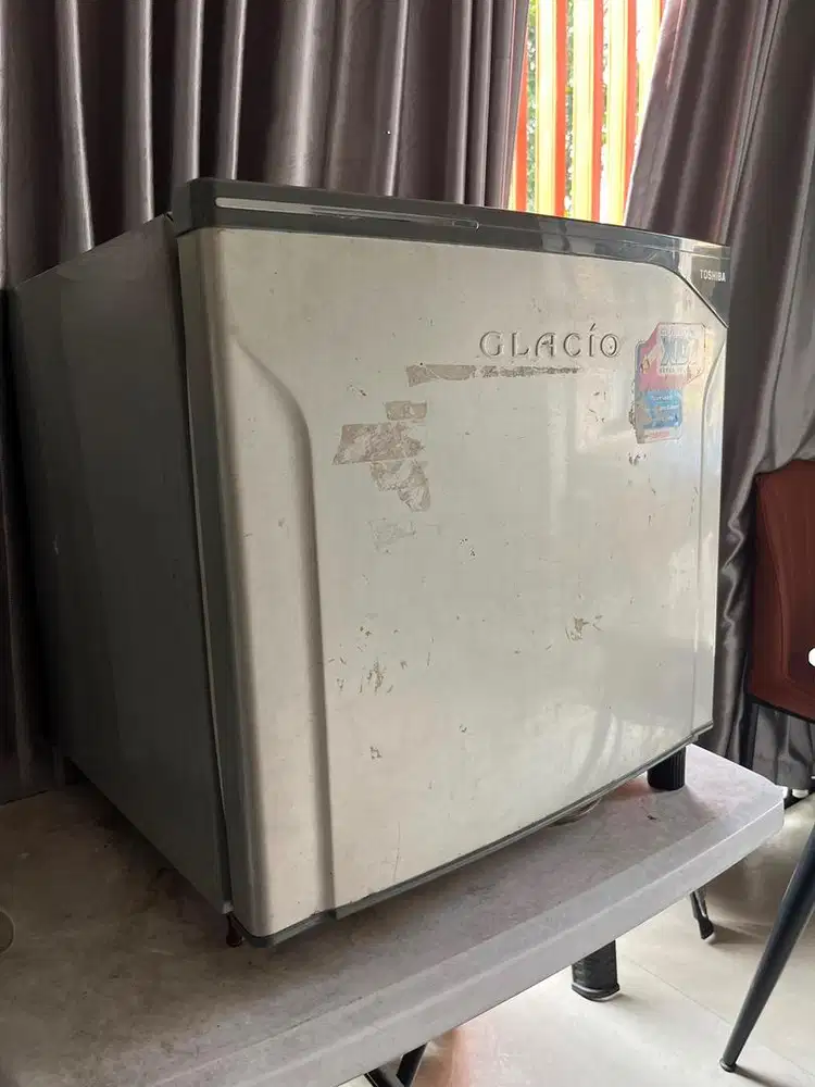 Dijual kulkas mini