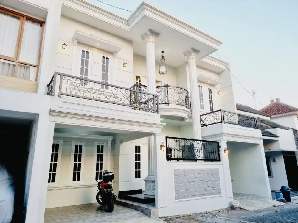 Rumah Baru Mix Modern Clasic 2Lt Mewah Dekat Ke Mall Luwes Gentan