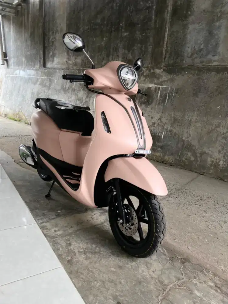 GRAND FILANO HYBRID NEO (2026-06) KM 91 perak
