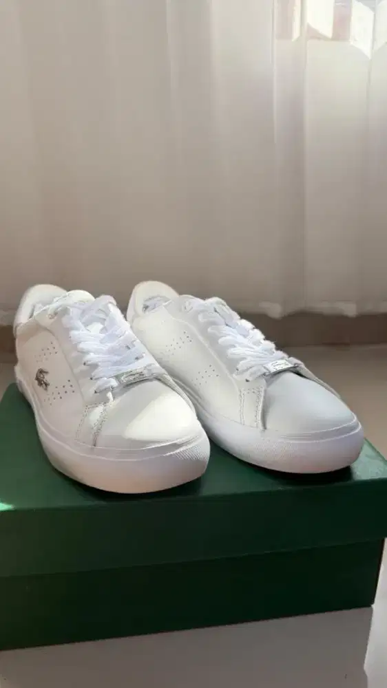 Sepatu Lacoste Powercourt 2.0 Women