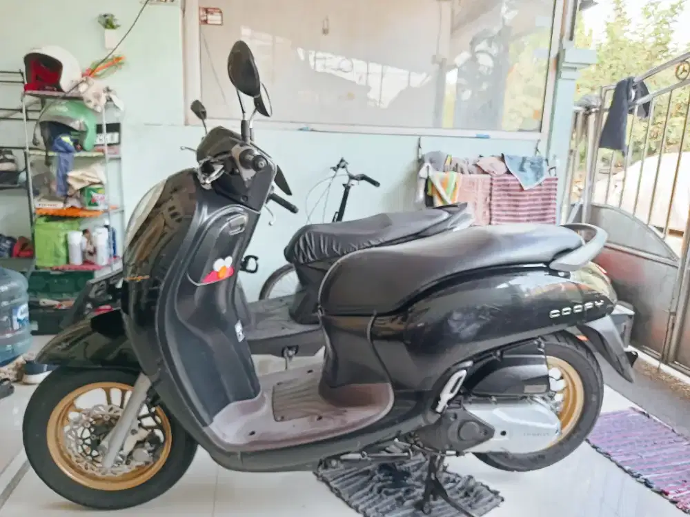 Scoopy 2020 keyles original
