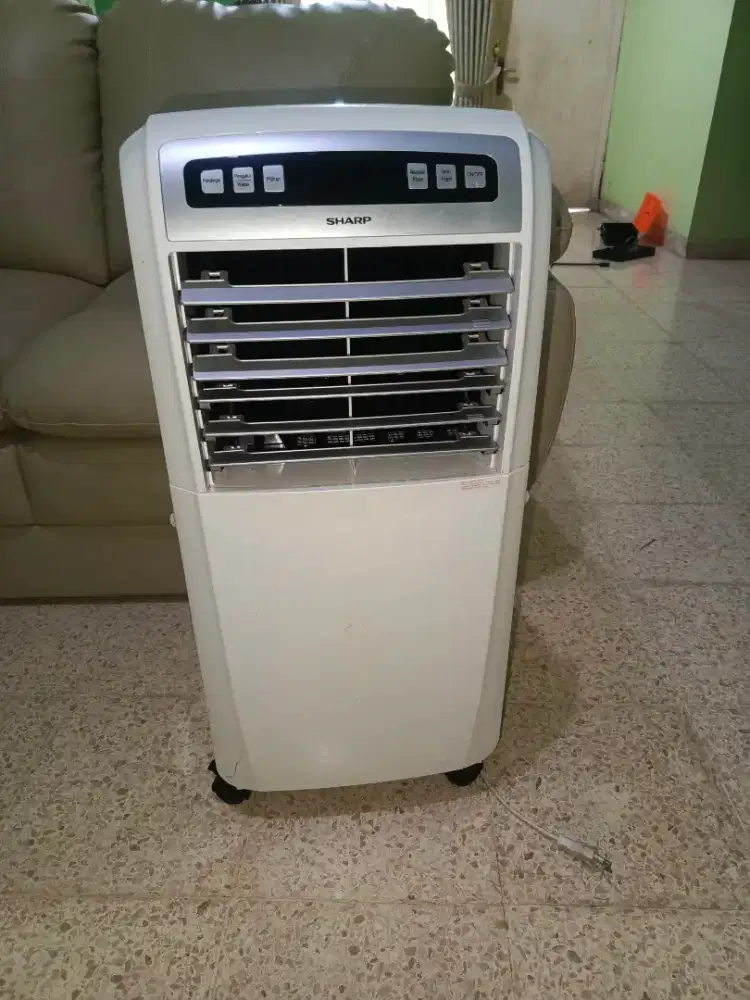 Air cooler bekas (sharp PJ-A55TY-W)