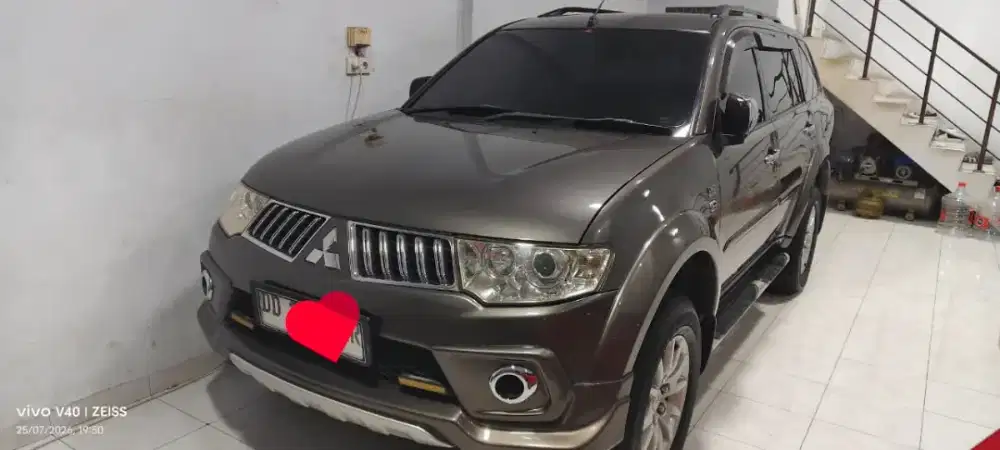 Mitsubishi Pajero Dakar 4x2 Diesel Matic
Exceed A/T 2013 Coklat