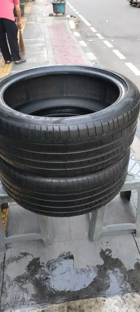 2buah ban Ionic6 245/40/R20 Pirelli Pzero 2023 Made in Italy 90% mlus
