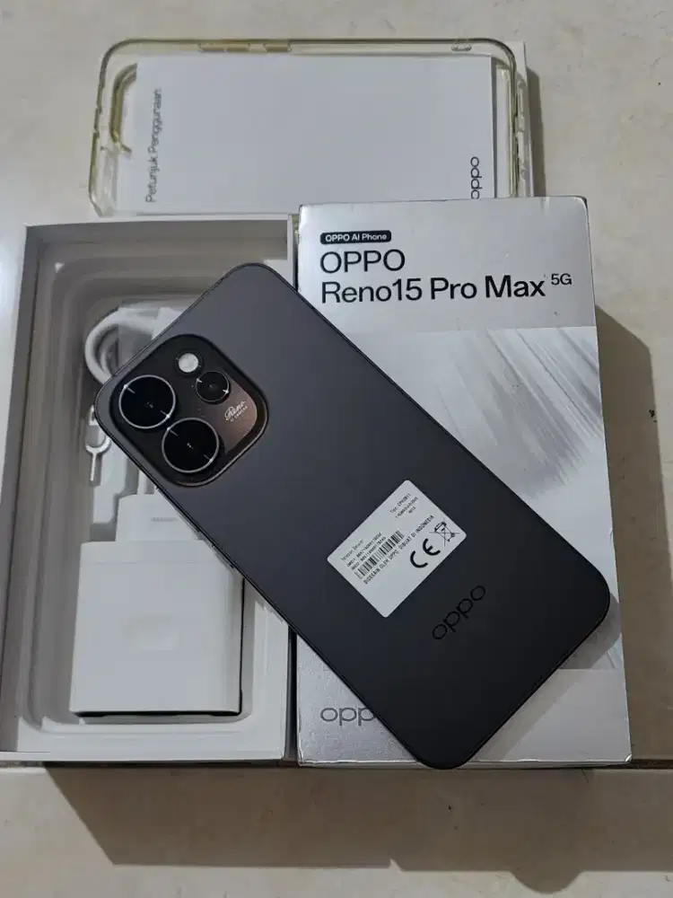 Oppo Reno 15 Pro Max 5G 12/512Gb, warna Coklat, kondisi 99,9% Sempurna