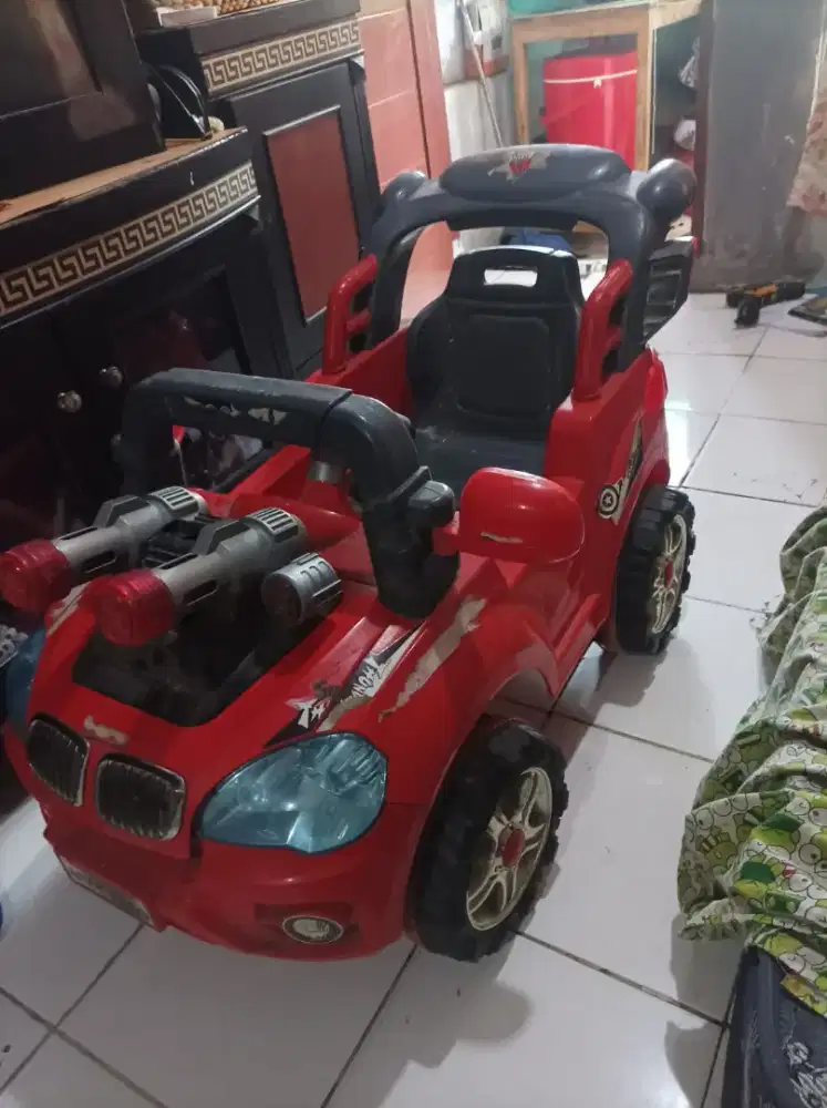Mobil aki anak preloved