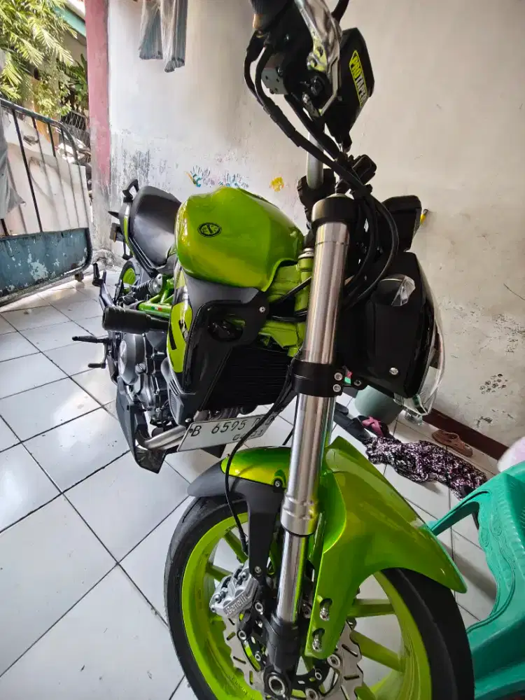 Benelli TNT 249s Lime Green 2026 Like New