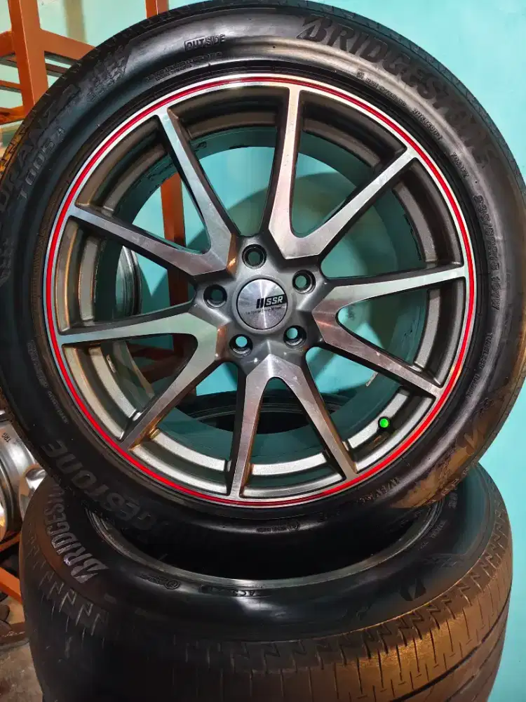 Velg r18 bekas inova lama