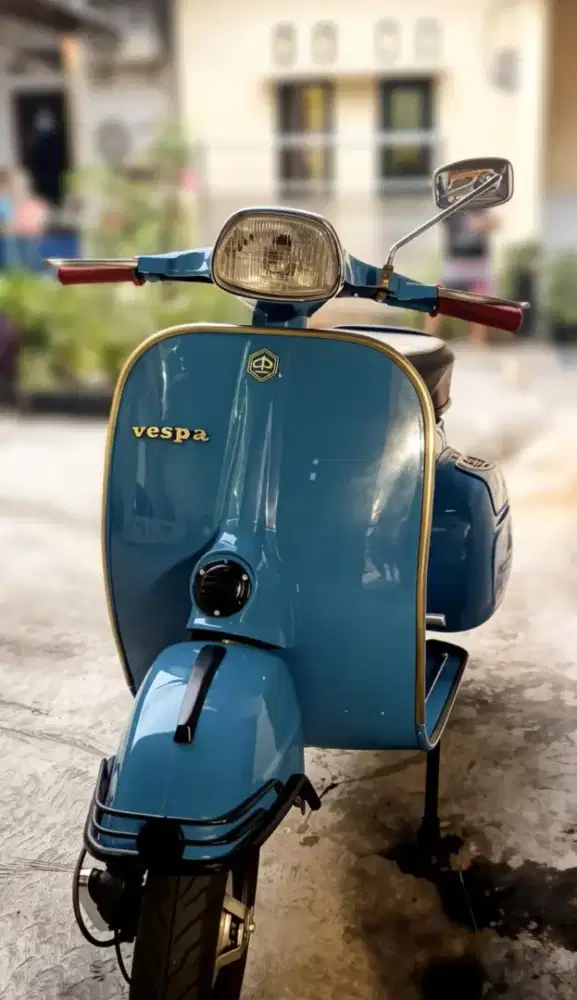 For Sale Vespa Bajaj Deluxe 1980 Body Mulus