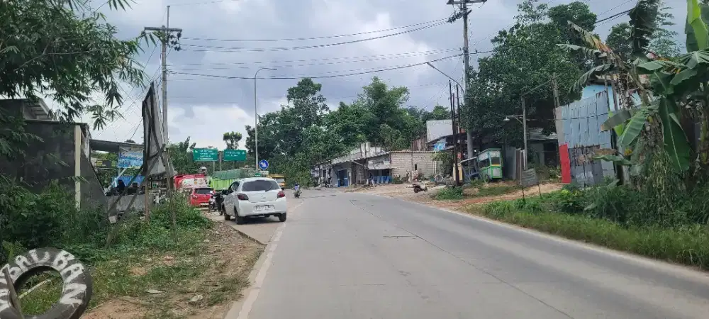Tanah dekat pintu masuk tol palaran pas pinggir jalan ukuran 15x25