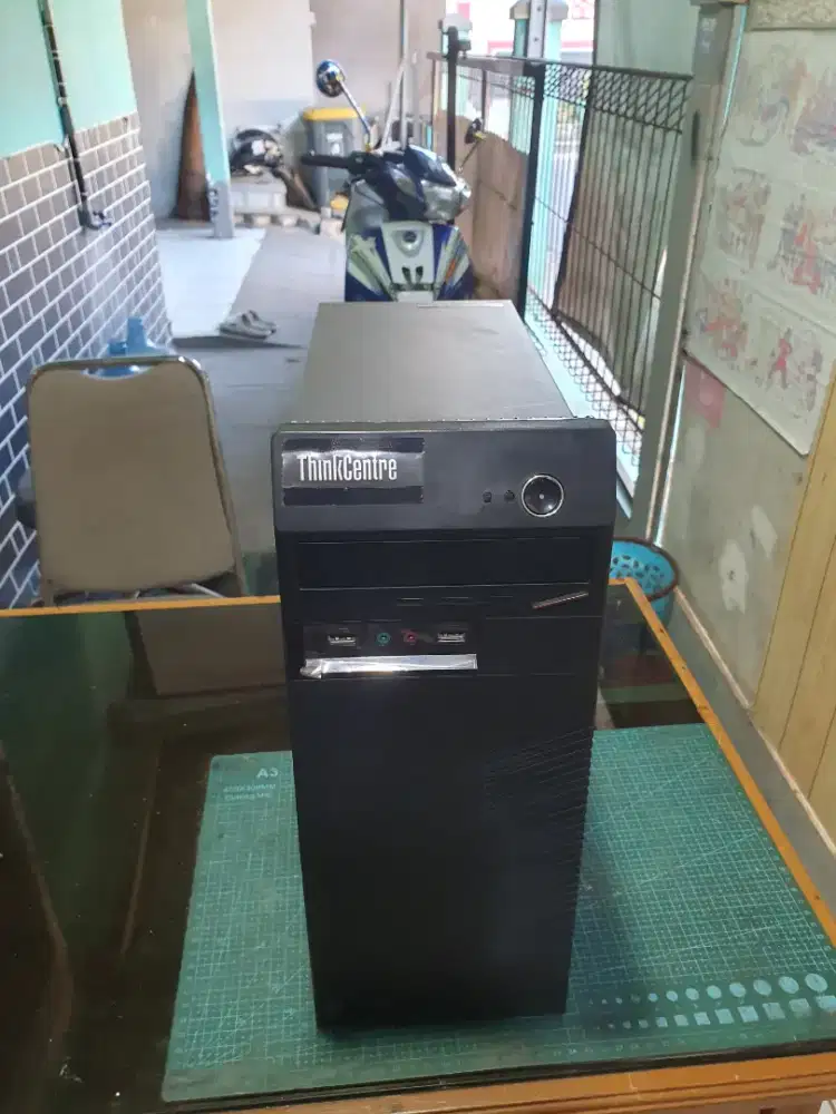 Casing pc by lenovo thinkcentre