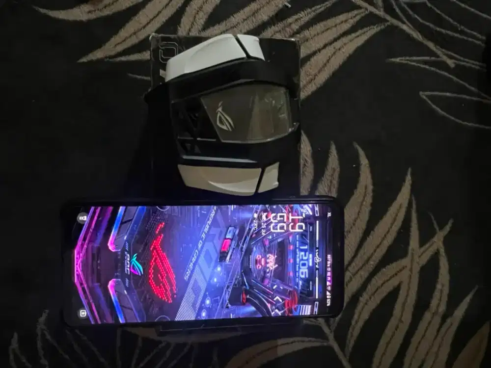 Asus ROG PHONE 7 12/256GB Mulus Nominess