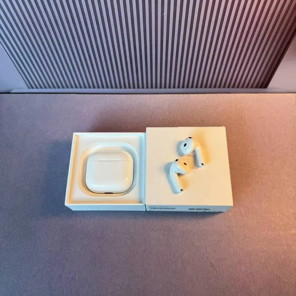 Airpods 4 (ANC) Original Resmi Indo White