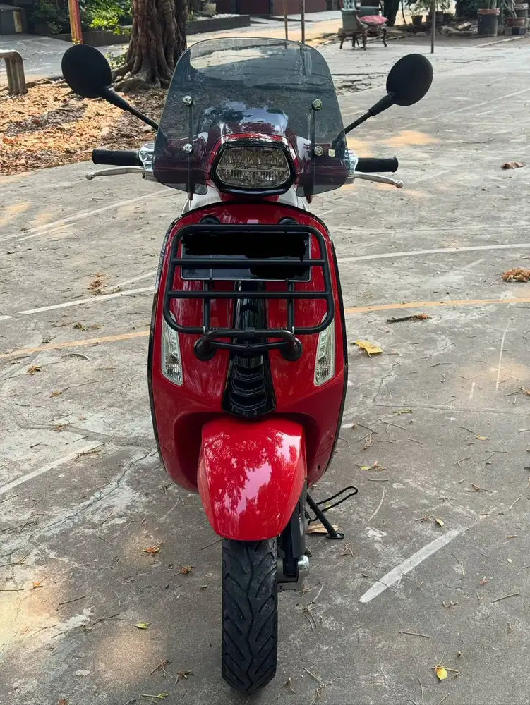 Vespa Sprint 150 ABS i-get 2022 Merah - Rosso Red