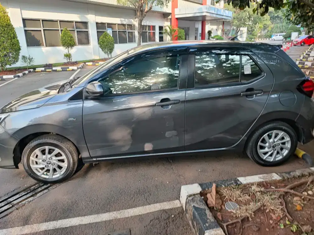 Toyota Agya G 2024 MT Abu Abu Metalik
