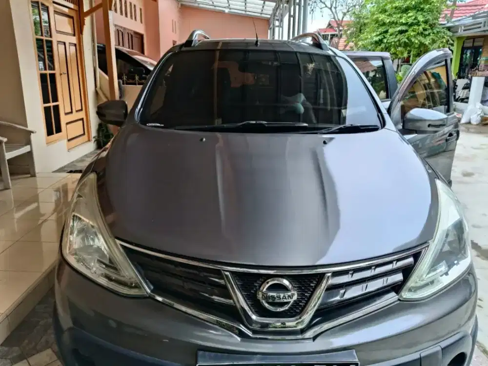 Nissan Grand Livina X Gear 2013 (manual) warna abu-abu