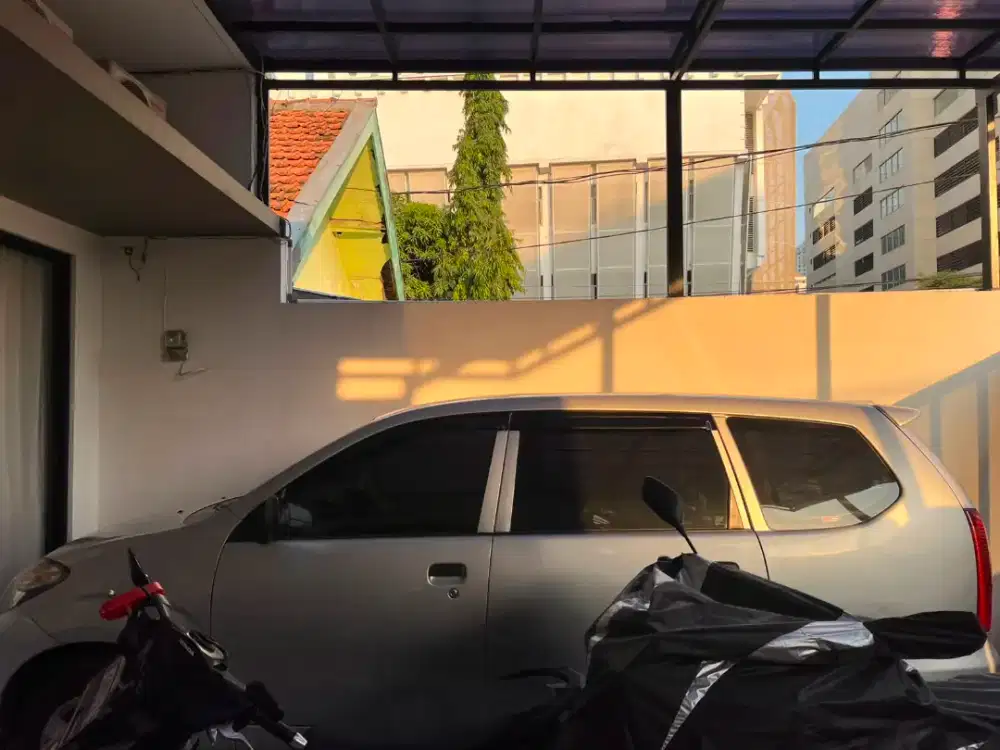 Dijual cepat Daihatsu Xenia Li