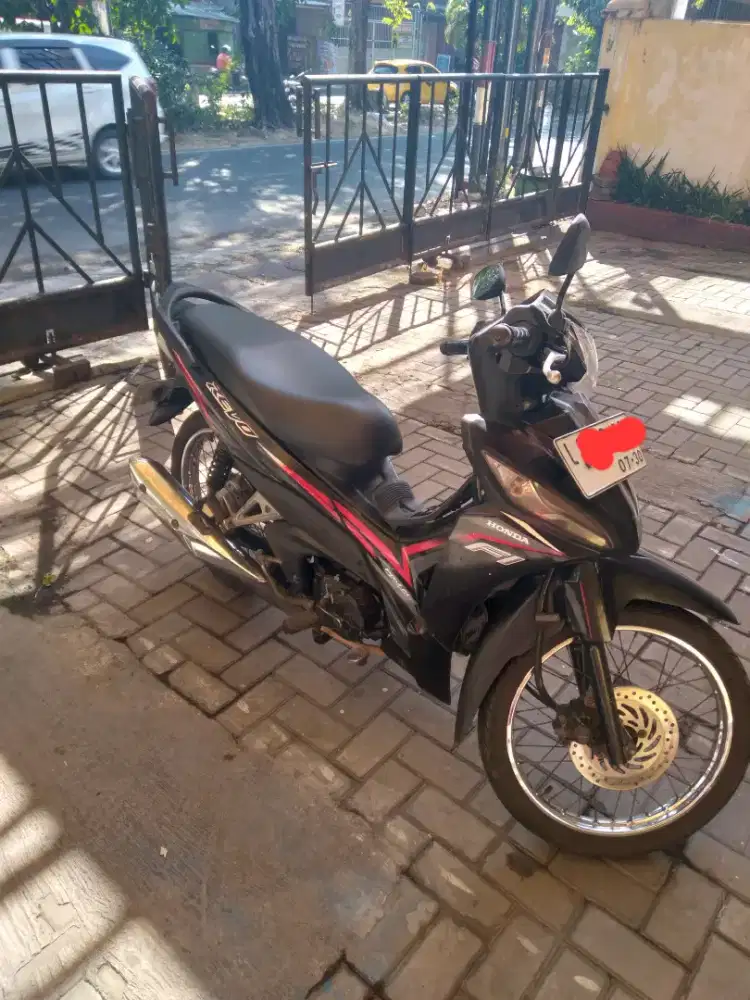 Dijual Honda Revo Injeksi 2015