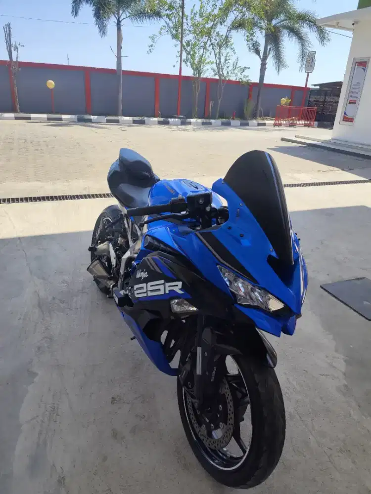 Jual zx25 2021 ABS QS