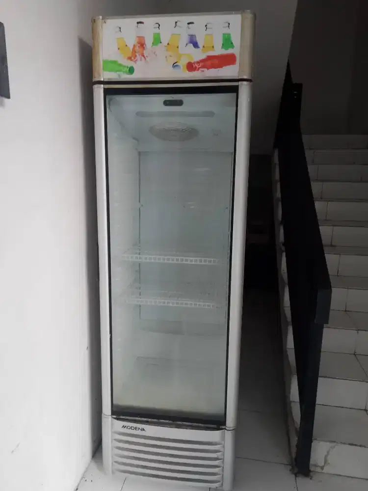 Jual showcase Modena 5 rak  VM-1385