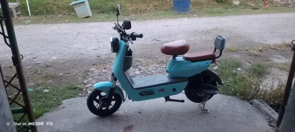 Sepeda listrik mulus siap pakai