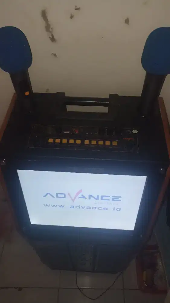 speaker Advance
