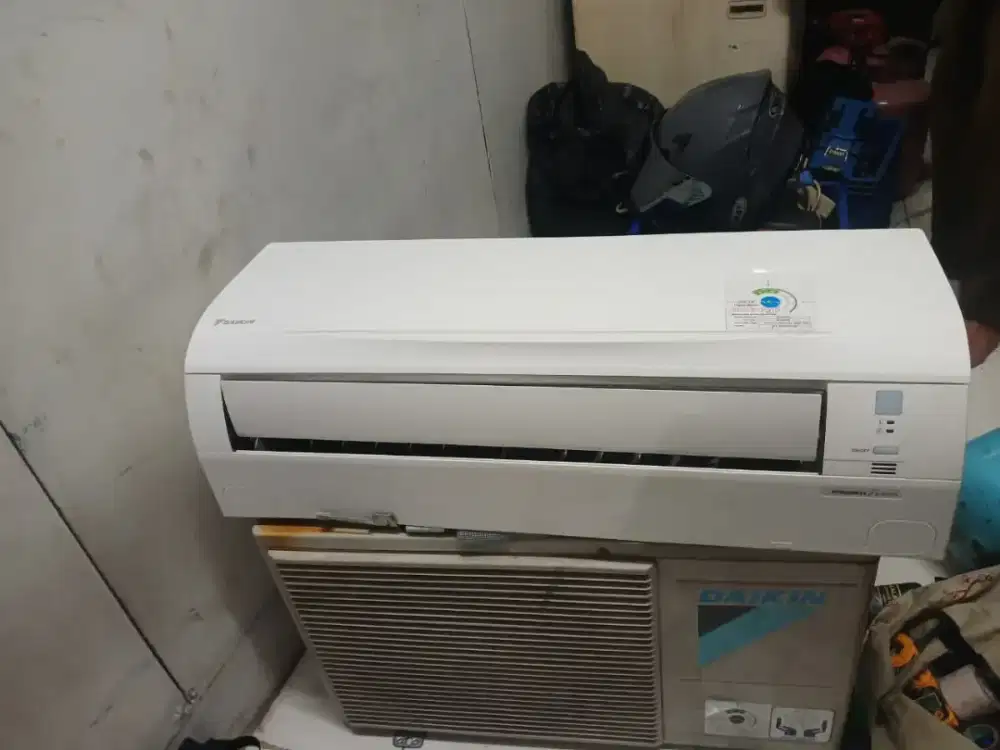 Di Jual AC DAIKIN