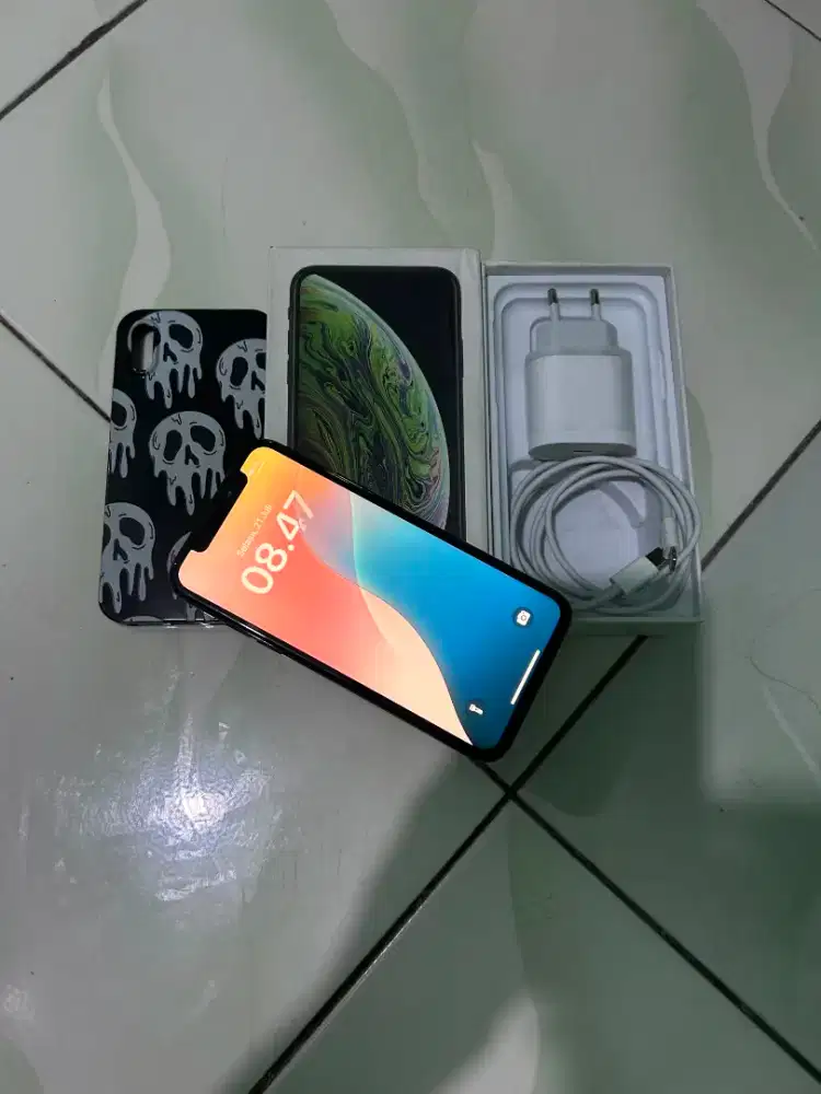 iphone xs space grey