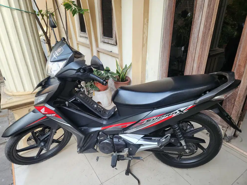 Supra 125 cw f1 2021 hitam doff Gbm tunai // kredit