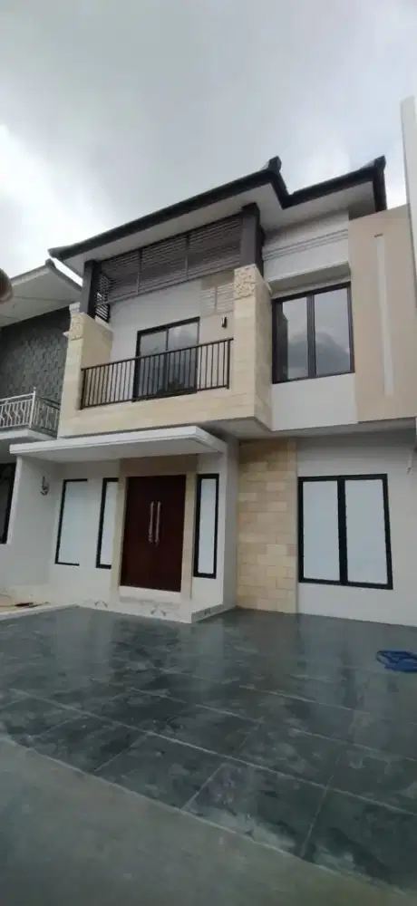 Rumah Baru tinggal bawa koper di Lippo Cikarang
