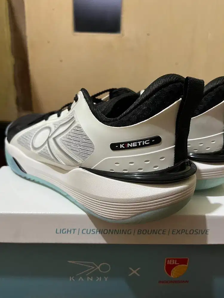 SEPATU BASKET KANKY KINETIC BARU