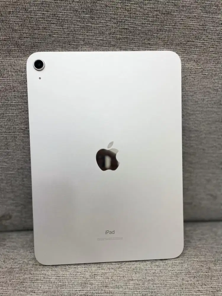 Ipad gen 10 inter 64Gb Mulus like new lengkap tinggal Pakai