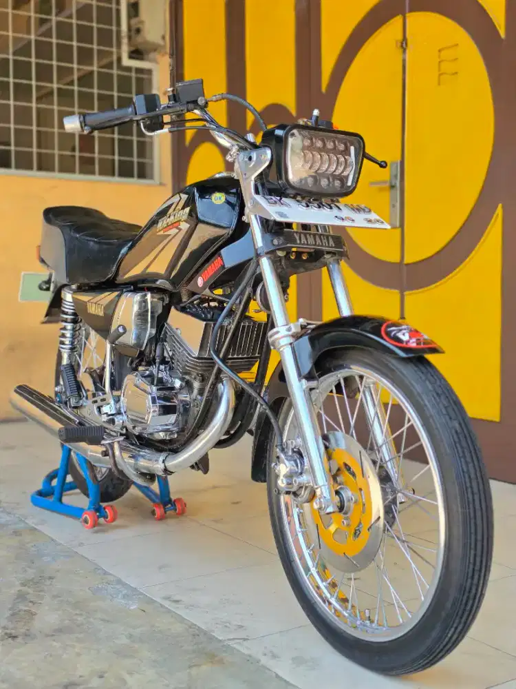 Yamaha RX King / RX King 135 2003, Warna Black Premium Metalic.