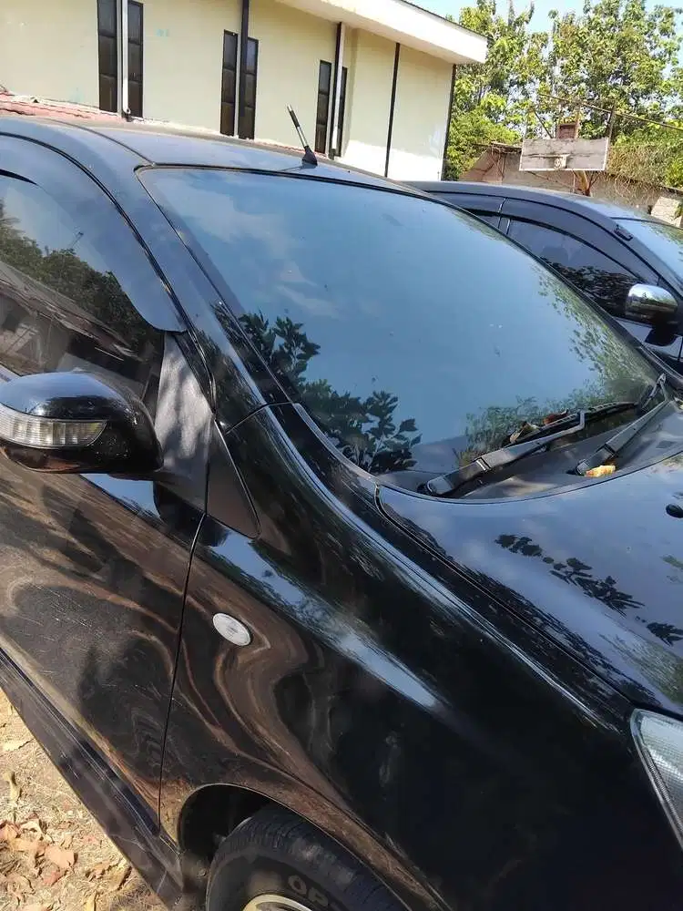 Nissan Grand livina 2011 Bensin