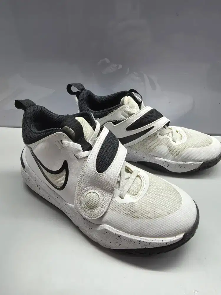 Sepatu Basket Anak Nike eur 37.5