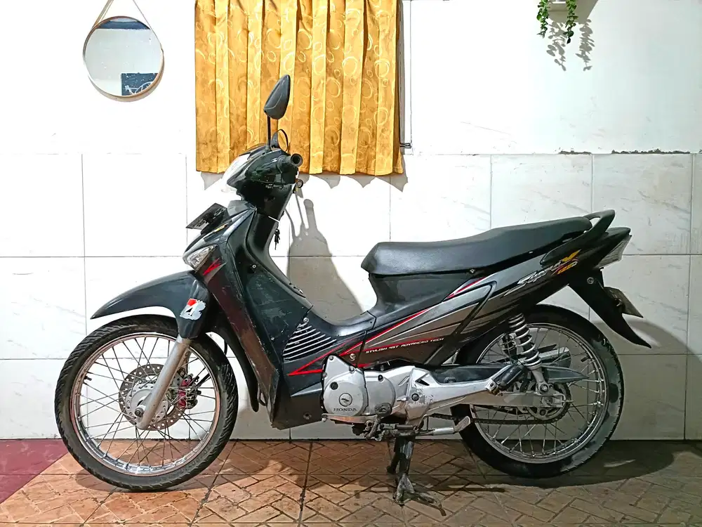 Supra x 125 tahun 2006 pajak isi/tt boleh gan cash lebih bagus