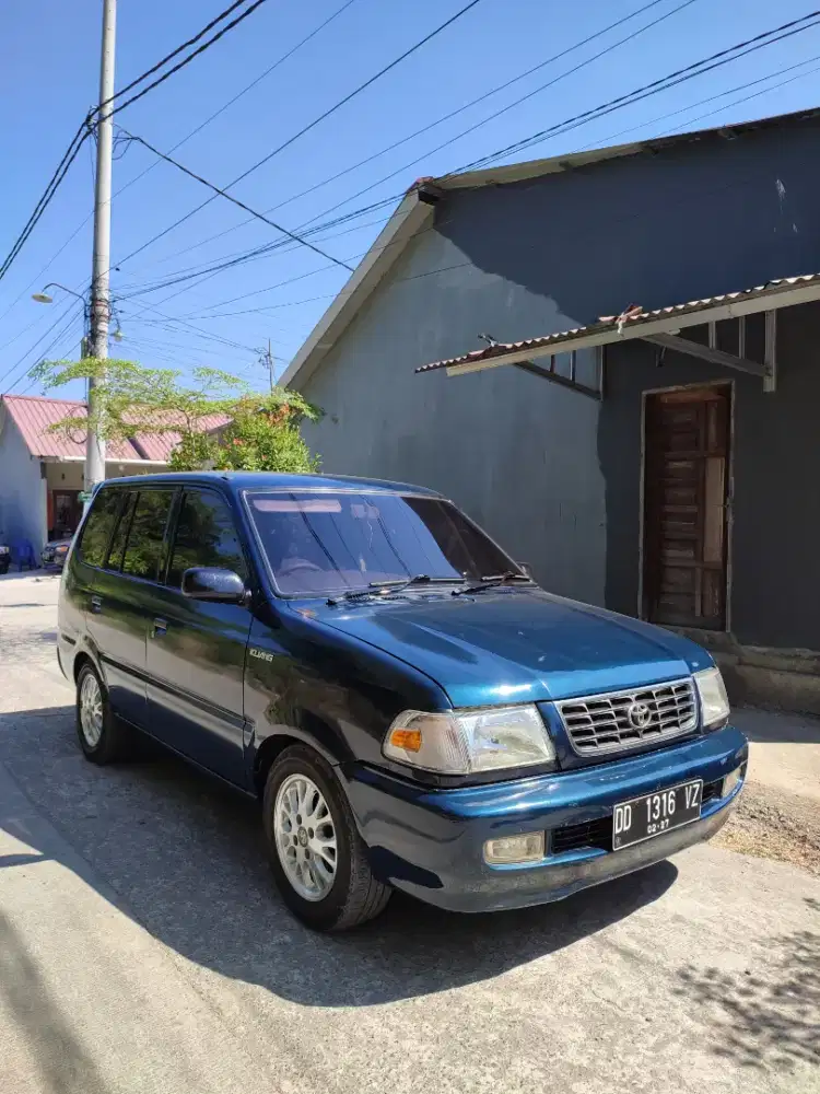 Kijang SGX 1.8 EFI