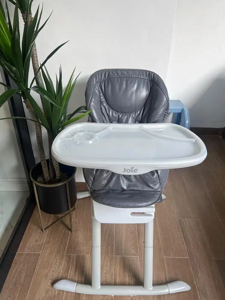 High chair merk joie