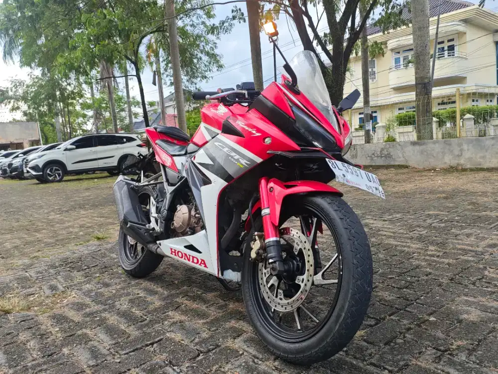 CBR150R 2018 K45G