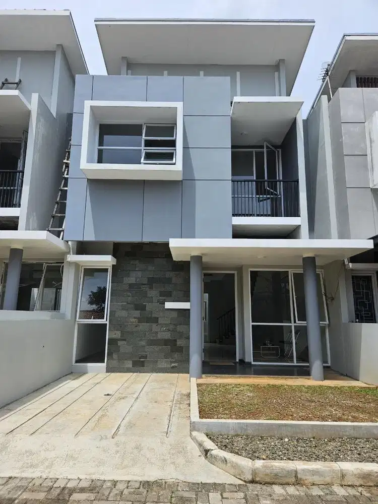Rumah 400 Meter Dari Pintu Toll