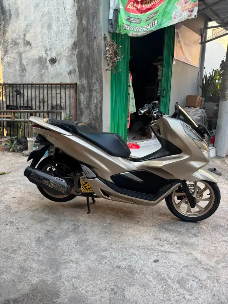 Honda Pcx 2018 Gold