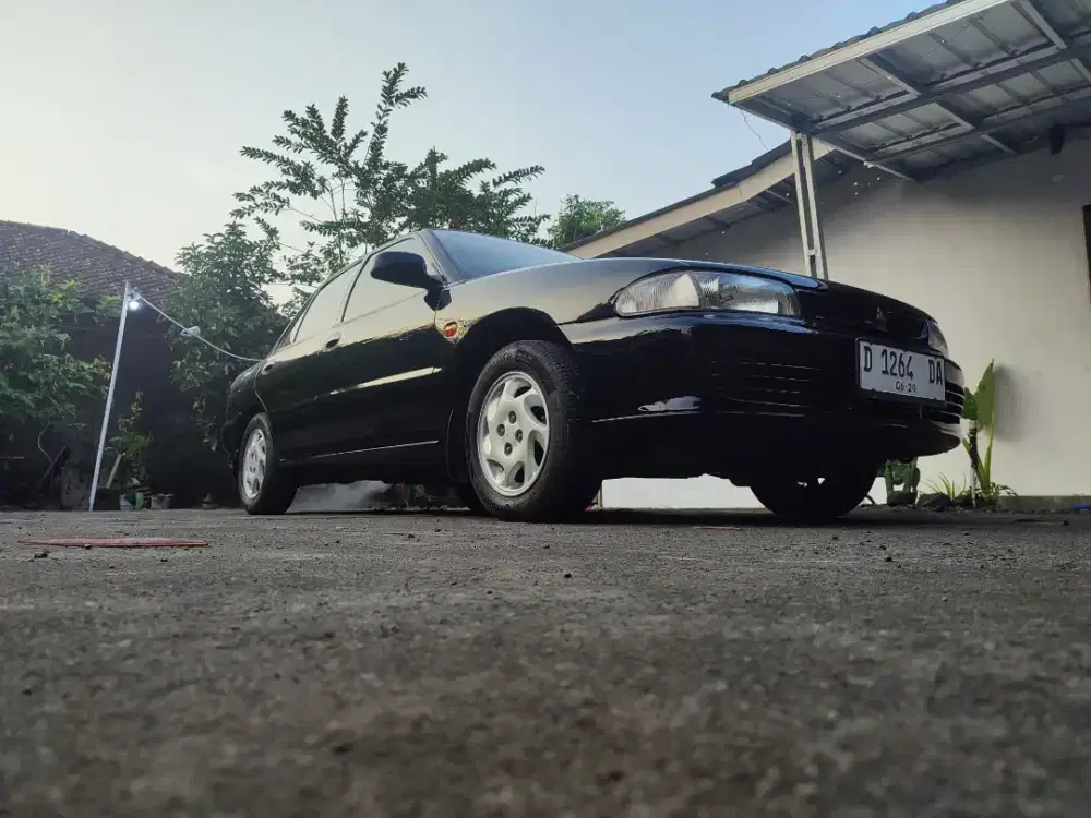 Dijual Mitsubishi Lancer 93 modal 49,6jt