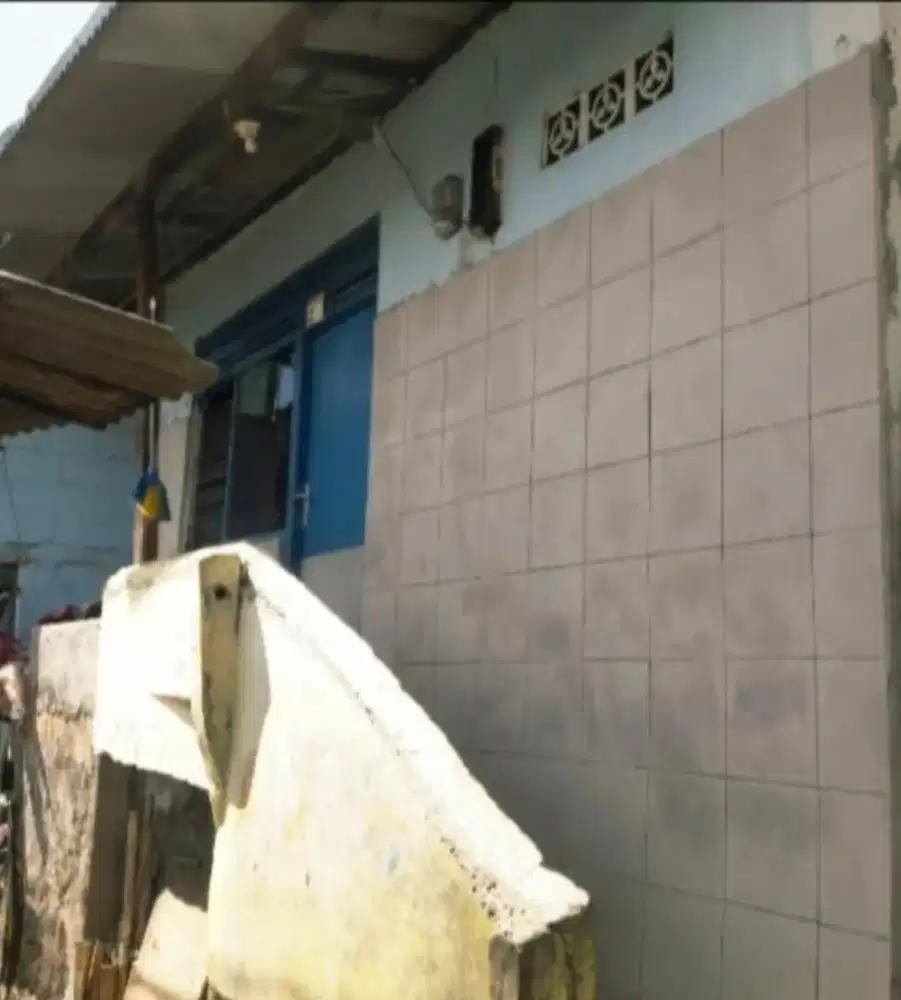 KONTRAKKAN RUMAH PETAK