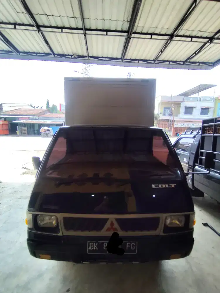 Di jual L300 2006