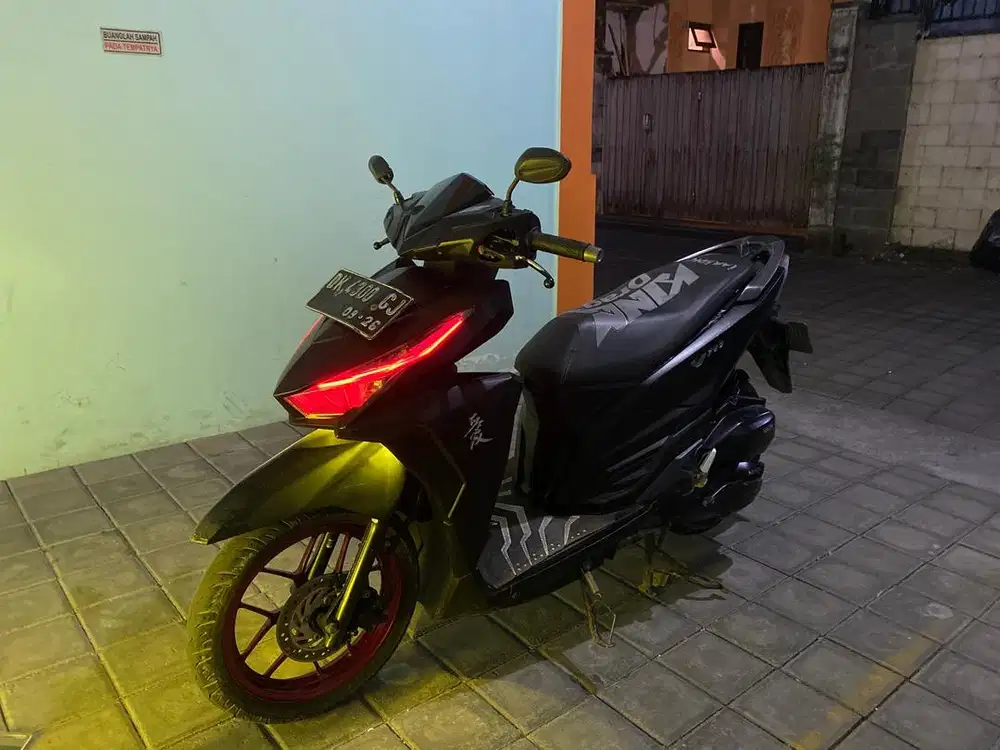 Honda Vario 125 tahun 2016 ss lengkap pajak on