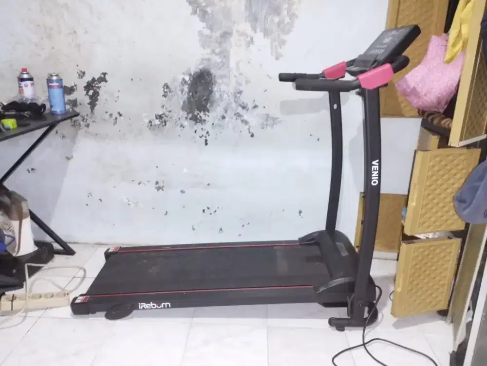 Tread mill ireborn venio