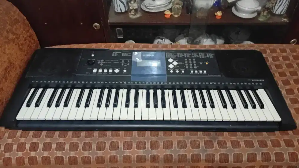 Yamaha PSR E333 USB