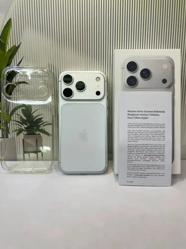 Iphone 17 pro 256gb ibox silver garansi on 2027
