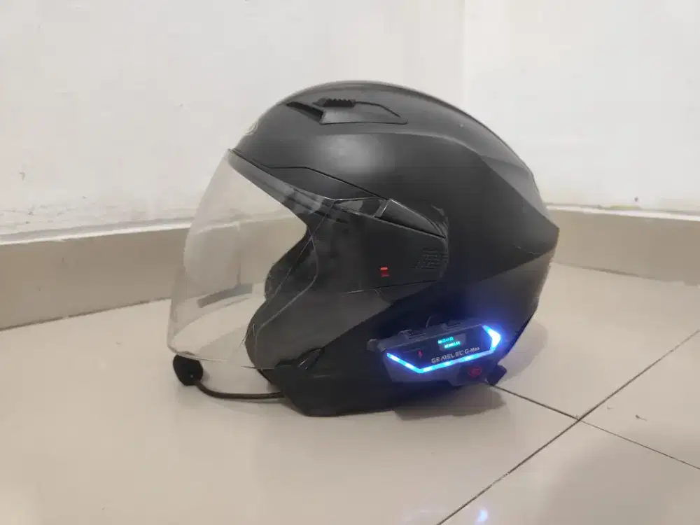 Helm Zeus 611 Size L + Intercom Gearelec G-max