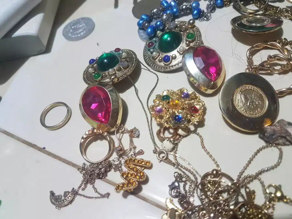 Accecories non emas